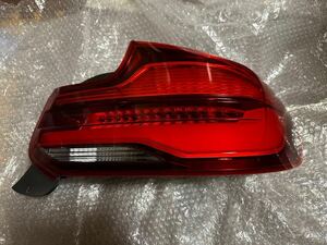 良品 BMW純正 F22 F23 2シリーズ F87 M2 後期 LCI LED テールランプ テールライト 右側 運転席側 7420992