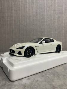 トップスピード　マセラティ　グランツーリスモ　MCストラダーレ　1/18 京商　ignitionmodel