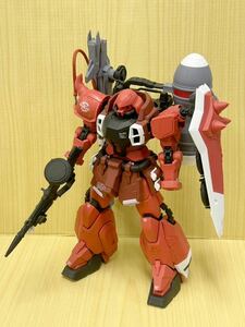 プラモデル　ガンプラ　MG 1/100 ガナー ザク ウォーリア (ルナマリア ホーク 専用機) 素組完成品