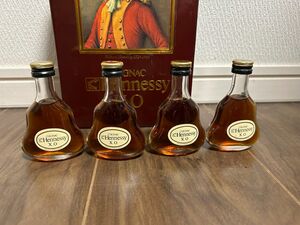 希少品 Hennessy ヘネシーXO ミニチュア ミニボトルセット金キャップ クリアボトル 未開封月末まで15980→13980