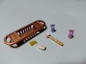 シルバニアファミリー　浴室　パーツ　小物　ミニチュア　玩具