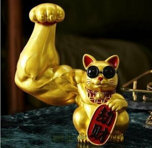 風水のための 幸運な猫の色を変える 招き猫 黄金の筋肉 ティーペット 巨大な武器 筋肉招き猫 置物