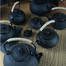 新入荷☆鋳鉄製鉄瓶 提梁鉄瓶 やかんを沸かす 南部鉄瓶お茶の道具 手作り コーティングなし 老鉄瓶 ティーポット 1800ML_画像3