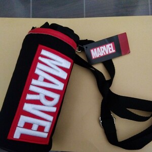 新品　未使用　タグ付き　Marvel　マーベル ペットボトル　ホルダー　ショルダー　タイプ　水筒カバーにも♪　カミオジャパン