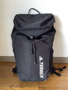 新品】adidas TERREX アディダス　テレックス　スポーツ　リュックサック　バックパック　黒　ブラック　軽量