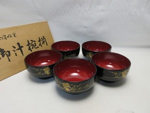 I10113 【 美品 懐石道具 雅匠作 金彩花蒔絵 汁椀 5客揃 内朱 共箱 】 検) 茶道具 会津塗 和食器 料理屋 料亭 来客 おもてなしⅰ