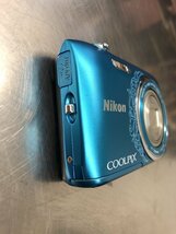 送料無料 ジャンク 通電不可 Nikon ニコン COOLPIX S3500 デジタルカメラ 囗K巛■_画像2