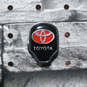 トヨタ メタル アクセサリーフック 1P【銀】プリウス クラウン ハリアー アルファード アクア ヤリスクロス ライズ RAV4 86 カムリC-HR bB 