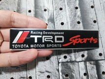 TRD 軽量アルミ製 エンブレム■プリウス クラウン ハリアー アルファード アクア ヤリスクロス ライズ RAV4 86 カムリ C-HR bB プラド_画像1