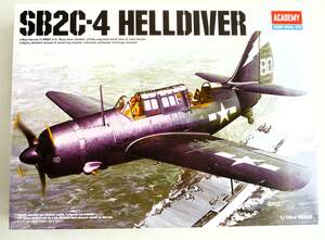 ★☆【定形外OK】未組立!アカデミー 1/72 SB2C-4 HELLDIVER ヘルダイバー~2005年製!~内袋未開封品【同梱可】[FK14B43]☆★