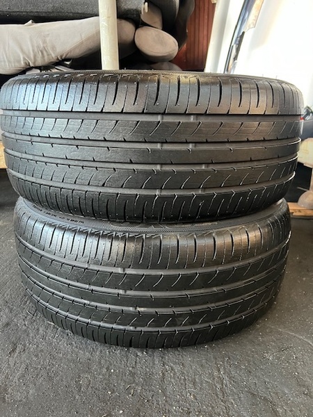 245/45R18 TOYO NANOENERGY 3PLUS 2021年製　2本　20,000円　京都から