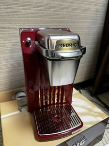 キューリグ　コーヒー抽出機　BS300 レッド