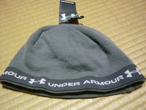 アンダーアーマー　UNDER ARMOUR　ニット帽子　ニット帽　ニット　帽子　防寒帽子　フリーサイズ　新品　キャップ　_画像1