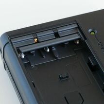 〈即決〉SONY ソニー 純正 BC-VM10 カメラ バッテリー 充電器 チャージャー ［ゆうパケット発送対応］_画像3