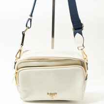 & chouette ショルダーバッグ アンドシュエット スクエア 斜め掛け ホワイト系 収納多数 カジュアル シンプル bag 鞄 婦人 女性 レディース_画像1