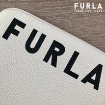 【希少 美品】FURLA（フルラ）クラッチバッグ 白 USED （布袋付き）_画像1