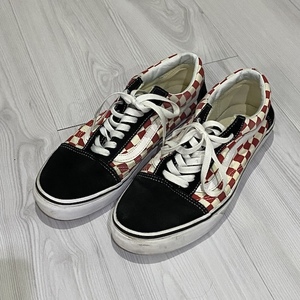 27.5cm VANS OLD SKOOL red/white check