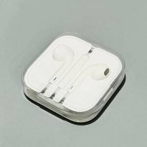 甲MJ16878　1円スタート　希少　新品未使用品　保管品　純正品　アップル　Apple　イヤホン　ジャックタイプ　有線　音量調整　通話対応