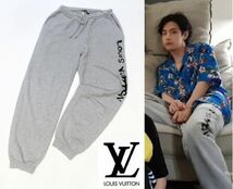 正規品 Louis Vuitton MENS スプレーロゴ スウェットパンツ BTS テテ着 ルイヴィトン LOGO SWEAT PANTS グレー M イタリア製 ST-1-36_画像1