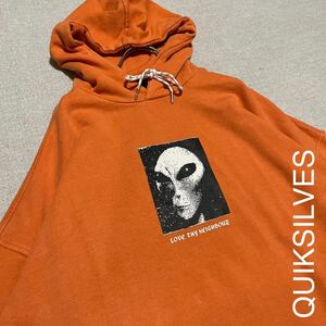 クイックシルバー　フーディー スウェットパーカー メンズSサイズ　長袖トップス　quiksilver トレーナー　オリジナルス　美品　オレンジ