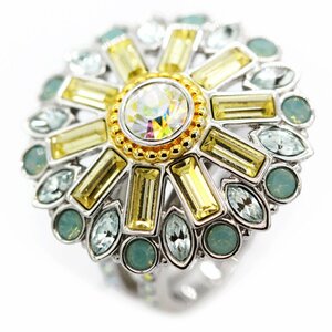 【美品】 スワロフスキー SWAROVSKI リング 指輪 花 フラワー デザイン モチーフ アクセサリー 8.6g 10.5号 レディース ファッション USED