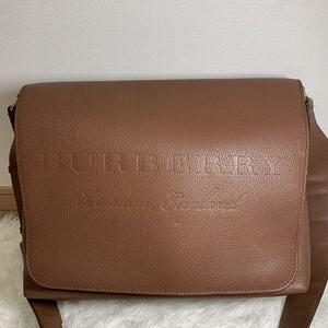 【極美品】BURBERRY バーバリー ショルダーバッグ エンボスロゴ ブラウン 型押し メンズ ビジネス 仕事 A4可