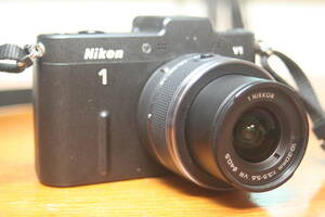 不作動ジャンク品 Nikon1 V1 ニコン10-30mmレンズ付き 広角でレンズエラー 中古美品 返品/値引き不可 現状渡し