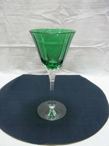 素敵なグリーン☆ビンテージ 角脚 ワイングラス☆高さ約20cm ステム 四角 スクエア グリーン 緑 気泡 ガラス カット 切子 ビンテージ 60