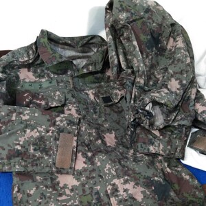 g_t P978 韓国軍　ミリタリージャケット　カーゴパンツ　まとめ売り♪　サバイバルゲーム　ナイロン混　生地　
