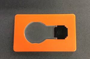 防災や携帯用に　「カード型ライト」　オレンジ