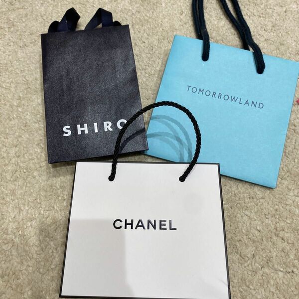 ショッパー CHANEL shiro Tomorrowland