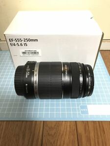 【ク】Canon レンズ EFS 55-250mm IMAGE STABILIZER MACRO 1.1m/3.6ft 1:4-5.6 キヤノン