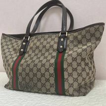 訳あり GUCCI シェリーライン GG柄 ハンドバッグ ブラウン グッチ レザー A4可 茶 ブーツ チャーム付 オールドグッチ_画像2