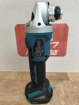 009▼未使用品▼マキタ makita 100mm充電式ディスクグラインダ GA404DRGXN 18V バッテリー2個＋充電器セット_画像3