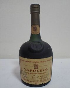 豊JF229/8J◆COURVOISIER クルボアジェ NAPOLEON ナポレオン コニャック ブランデー 700ml 40% 古酒未開栓◆