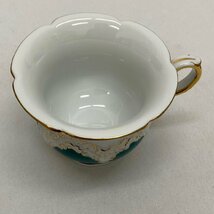 ☆Meissen マイセン 宮廷の小花 Bフォーム カップ&ソーサー 美品 廃盤 希少品 アンティーク ゴールド×グリーン系 金彩 6客セット_画像2