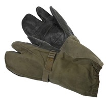 ドイツ軍放出品 防寒ミトン 手袋 3本指 OD [ 小 ] 軍払下げ品 軍払い下げ品 ハンティンググローブ タクティカルグローブ_画像1