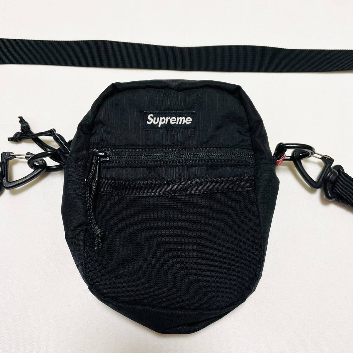 Yahoo!オークション -「17ss supreme small shoulder bag」の落札相場