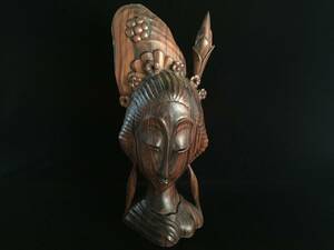 O1015-100/ 木製 木彫り 黒檀? インドネシア バリ 女神 女性 工芸品