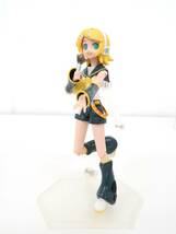 ET1100/2点セット VOCALOID figma 鏡音リン・鏡音レン_画像3