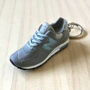 未使用 NEW BALANCE 1400 Sneaker type Keyholder ニューバランス1400 スニーカー型キーホルダー USA アメリカ東海岸 ランナーズ・ワールド