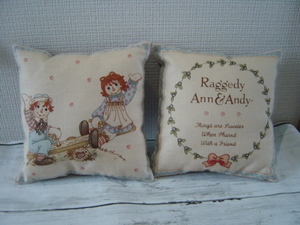 Art hand Auction Country goods★Handmade★Raggedy Ann & Andy★Interior/Mini cushion (set of 2), Handmade items, interior, miscellaneous goods, panel, Tapestry