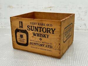 T536☆ウィスキー　木箱　SUNTORY　WHISKY　VERY RARE OLD　ウッドボックス　レトロ　ビンテージ