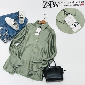 未使用品 /M/ ZARA グリーン シワ加工長袖サテンシャツ レディース タグ カジュアル トップス フェミニン大人可愛いガーリー デイリー ザラ