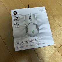 中古 Razer ゲーミングマウス Viper Ultimate Mercury White 充電スタンド付_画像1