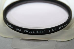 Kenko MCスカイライト　紫外線カット・レンズ保護フィルター67mm　②