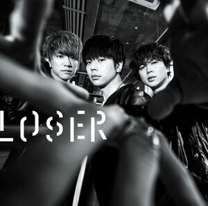 初回“LOSER盤DVD付 6面12Pジャケット NEWS CD+DVD/LOSER/三銃士 22/6/15発売 【オリコン加盟店】