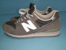 ◆NEW BALANCE　ニューバランス（スニーカー）WL996GYW　グレー×ホワイト　25.0㎝　レディース （中古品）_画像4