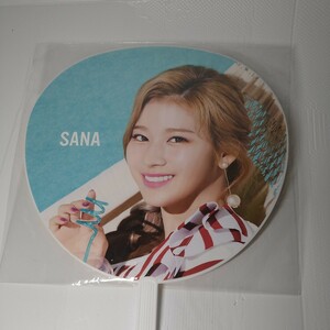 【TWICE】　うちわ　サイズ：約２９５mmｘ４３０mm　SANA　管理No.E-059