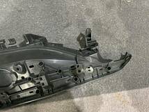 ★中古　店頭販売可★　ヤマハ純正部品　右フットレストボード　BF6-F7488-00　エアロックス155　AEROX155　_画像5